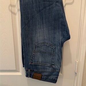 Lucky Brand Distressed Denim Blue Jeans